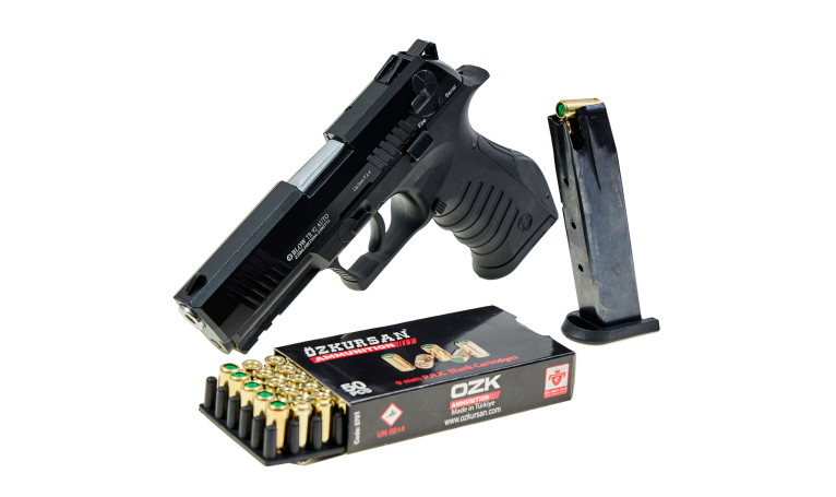 Стартовий пістолет Blow tr 92 з додатковим магазином