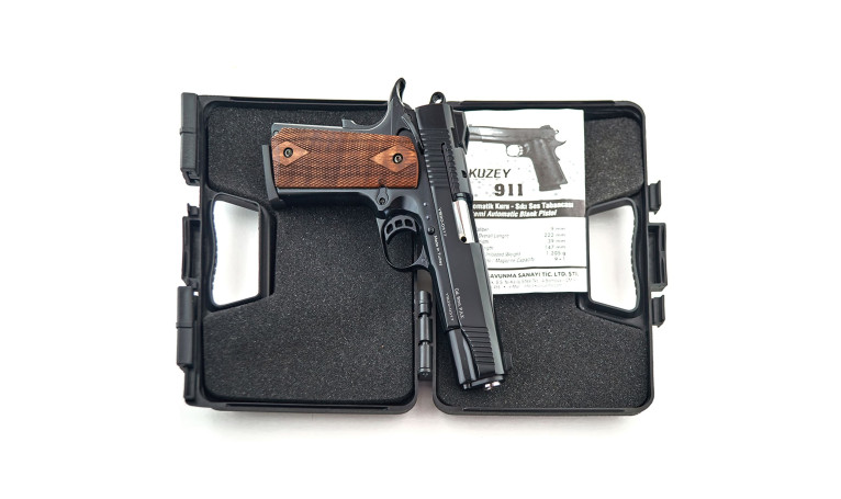 Cтартовый пистолет Kuzey 911 Black с дополнительным магазином