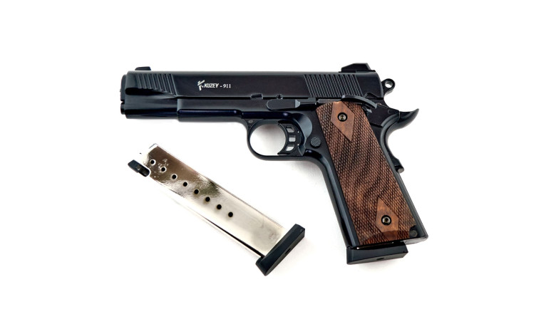 Cтартовый пистолет Kuzey 911 Black с дополнительным магазином