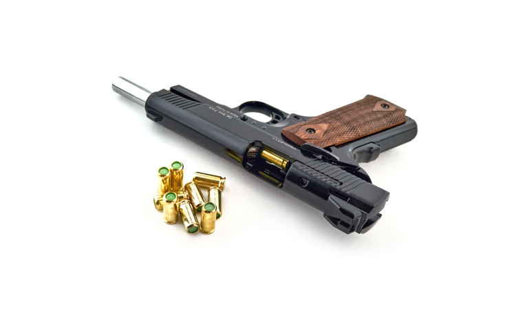 Cтартовый пистолет Kuzey 911 Black с дополнительным магазином