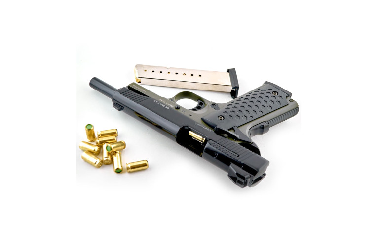 Cтартовый пистолет Kuzey 911 Black/Green Grips с дополнительным магазином