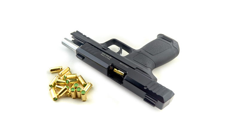 Стартовий пістолет Kuzey P122 Black з додатковим магазином