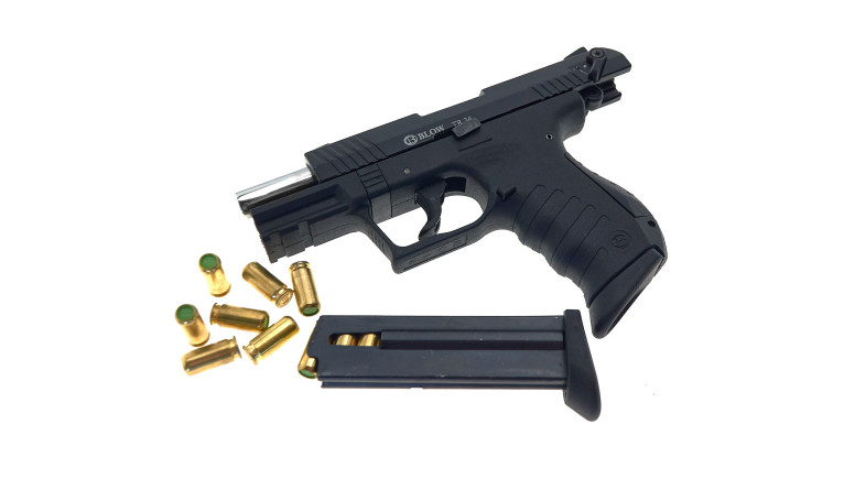 Стартовий пістолет Blow tr 34 з додатковим магазином